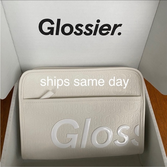 Glossier Makeup Glossier Beauty Bag Nwt Poshmark